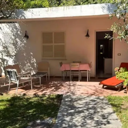 Nyaraló Ischia-forio-punta Caruso-la Grille Du Coq-villa 2 Il Prezzo Della E Riferito All'intero Con Il Limite Delle Persone Previste N 4 *