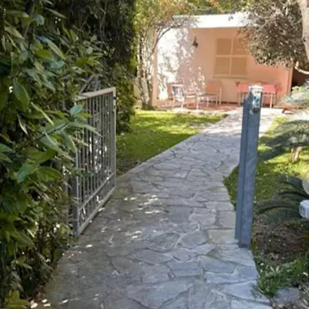 Ischia-forio-punta Caruso-la Grille Du Coq-villa 2 Il Prezzo Della E Riferito All'intero Con Il Limite Delle Persone Previste N 4 Nyaraló Lacco Ameno