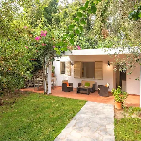 Nyaraló Ischia-forio-punta Caruso-la Grille Du Coq-villa 2 Il Prezzo Della E Riferito All'intero Con Il Limite Delle Persone Previste N 4 Lacco Ameno