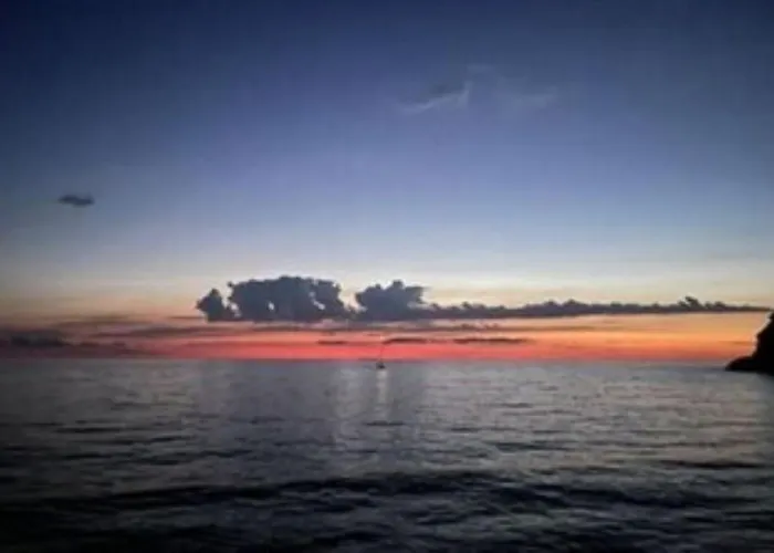 Ischia-forio-punta Caruso-la Grille Du Coq-villa 2 Il Prezzo Della E Riferito All'intero Con Il Limite Delle Persone Previste N 4