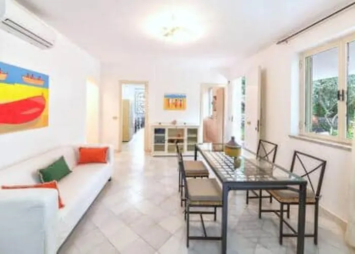 Ischia-forio-punta Caruso-la Grille Du Coq-villa 2 Il Prezzo Della E Riferito All'intero Con Il Limite Delle Persone Previste N 4