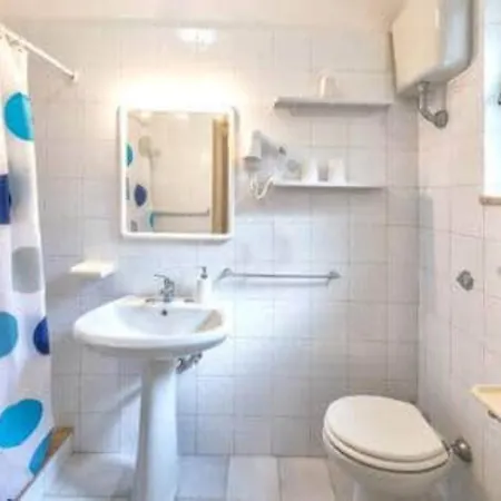 Ischia Forio Casa Villa, La Grille Du Coq 2 Il Prezzo Della E Riferito All'intero Con Il Limite Delle Persone Previste N 4 Ferienhaus Lacco Ameno (Isola d'Ischia)