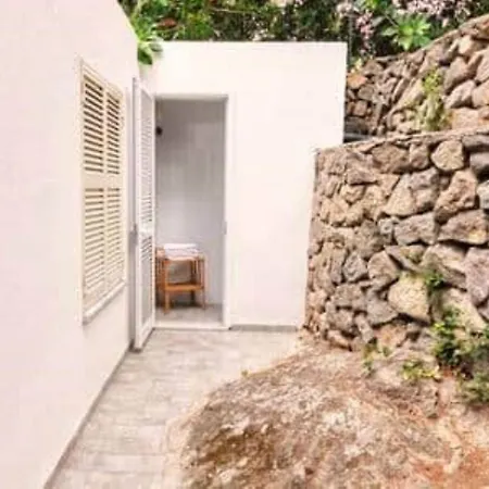 Forio Casa Villa, La Grille Du Coq 2 Il Prezzo Della E Riferito All'intero Con Il Limite Delle Persone Previste N 4 *